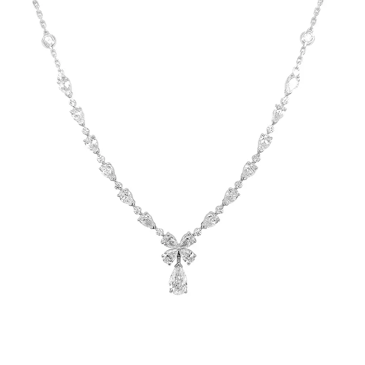 Gold Necklace with Diamonds