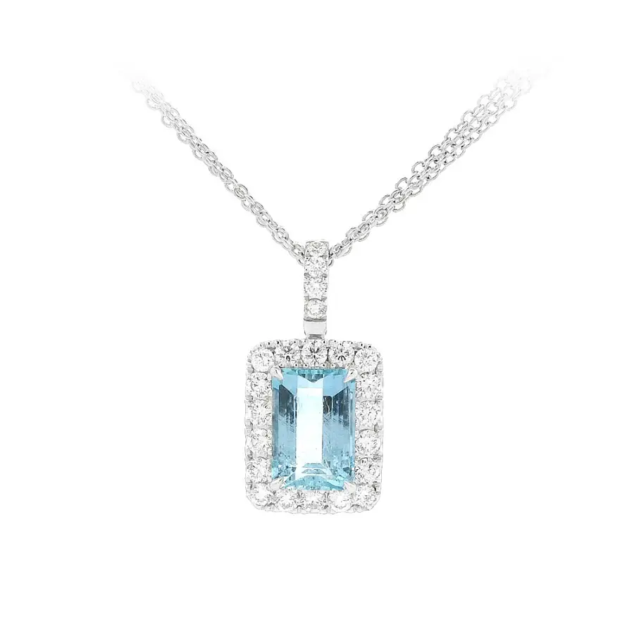 Sparkling Aquamarine Surrounded by Diamonds in Luxury Jewellery