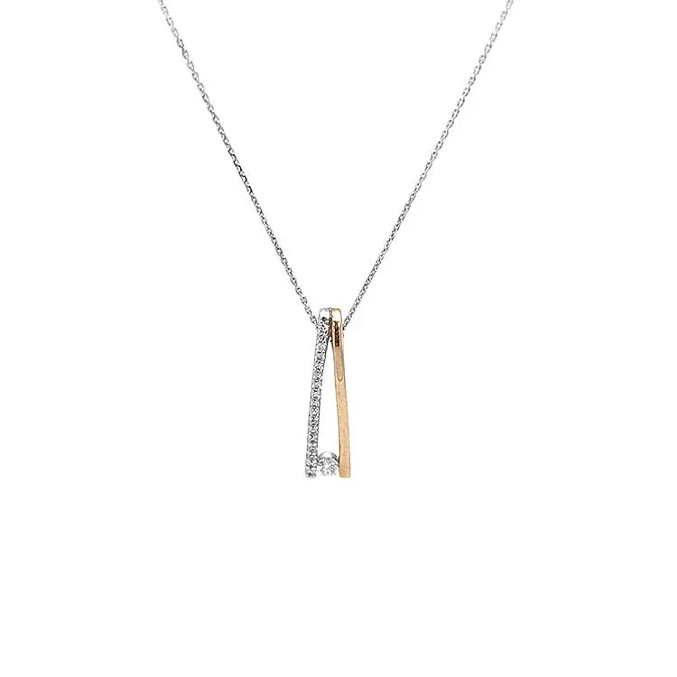 Gold Pendant with Diamonds