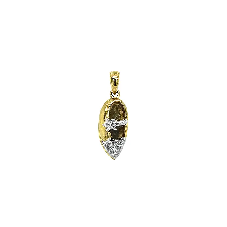 Gold Pendant with Diamonds