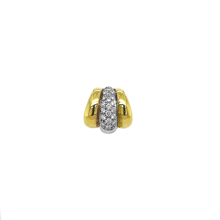 Gold Pendant with Diamonds