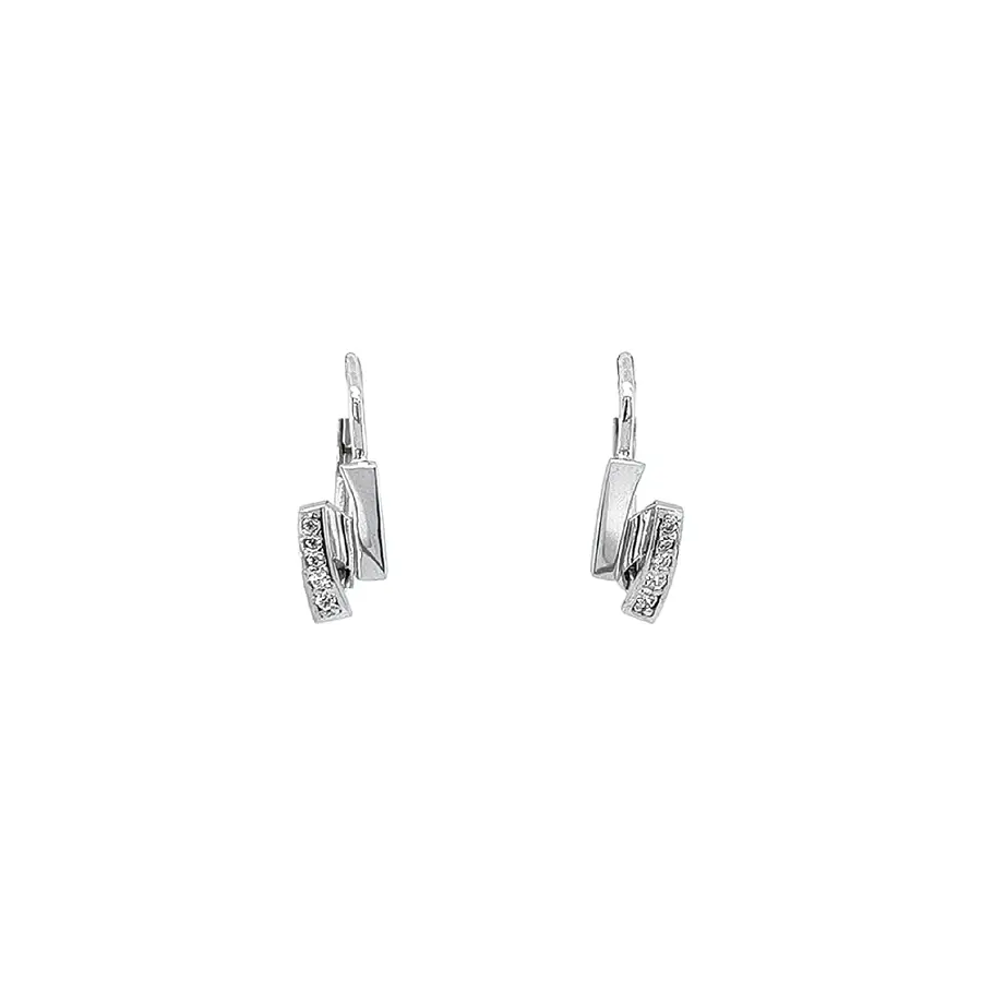 Fine White Gold Earrings with Elegant Curved Pattern