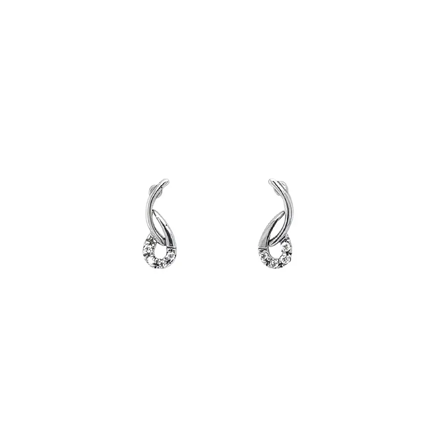 Earrings with Minimalist Beauty of Zircon and White Gold