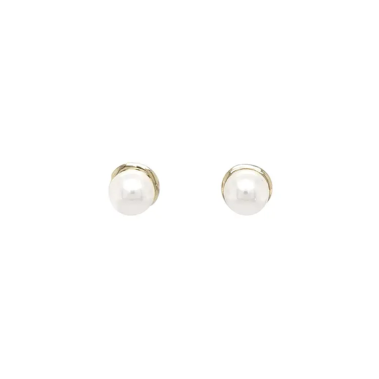 Gold Pecko Earrings with Pearl