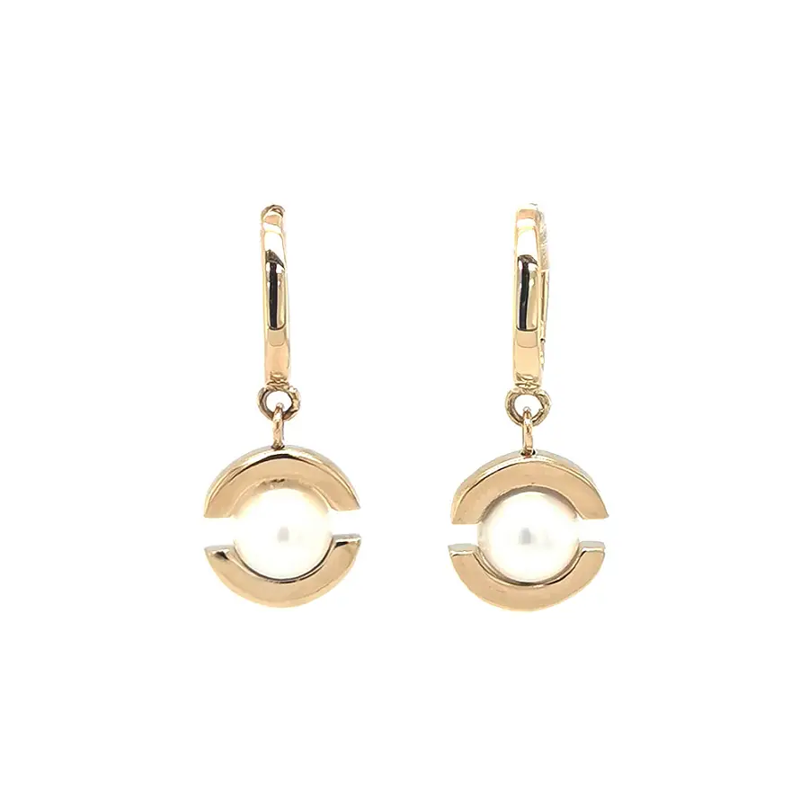 Gold Earrings with Pearl