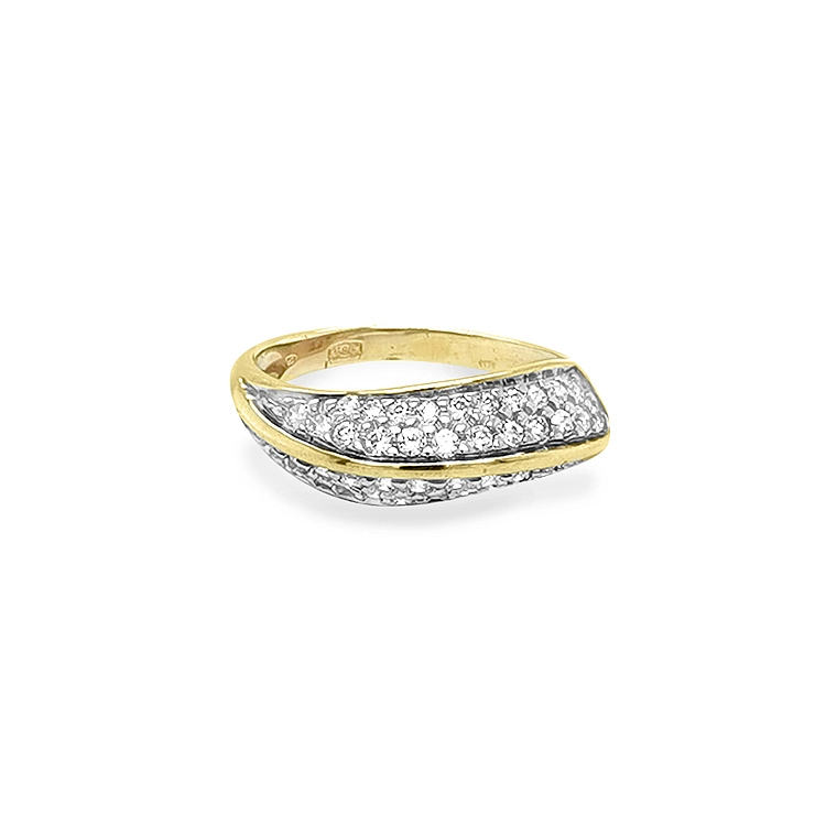 Gold Ring with Zircons