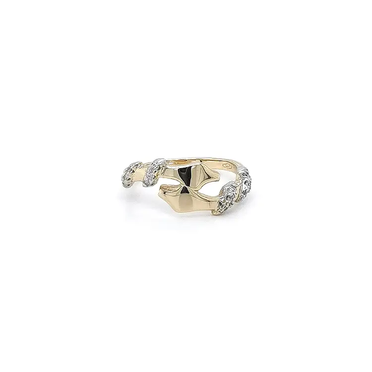Ring with Zirconias in Gold Combination