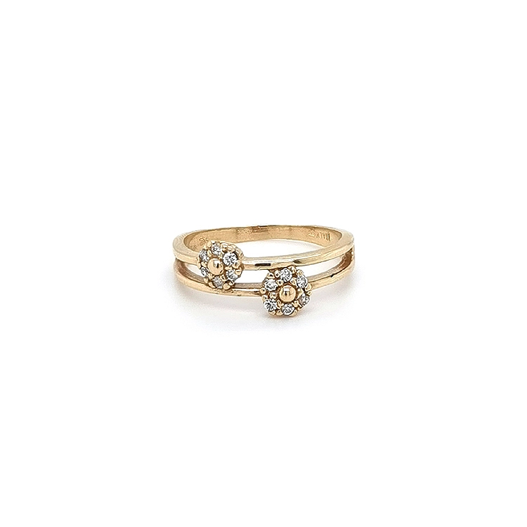 Gold Ring with Zircones Flower