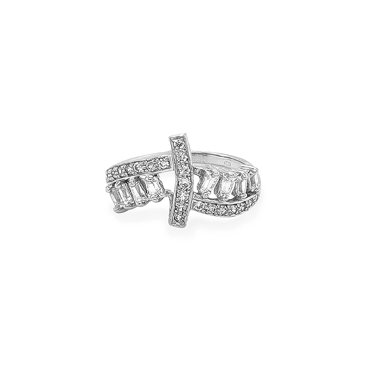 Gold Ring with Zircons