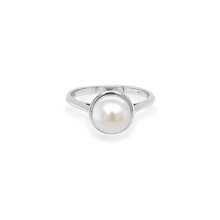 Gold Ring with Pearl