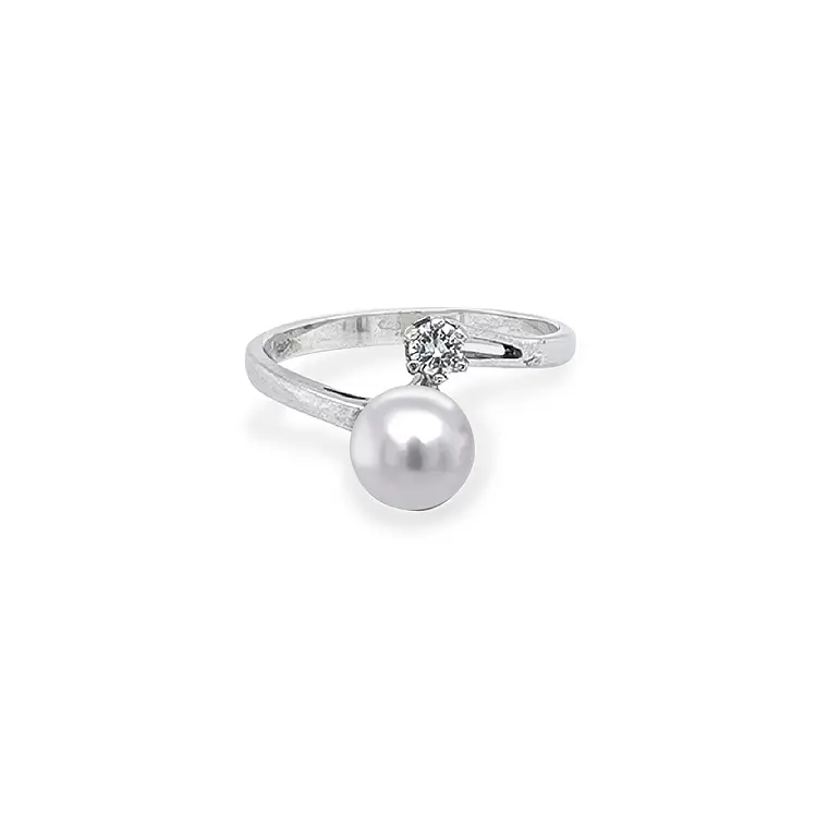 Gold Ring with Pearl