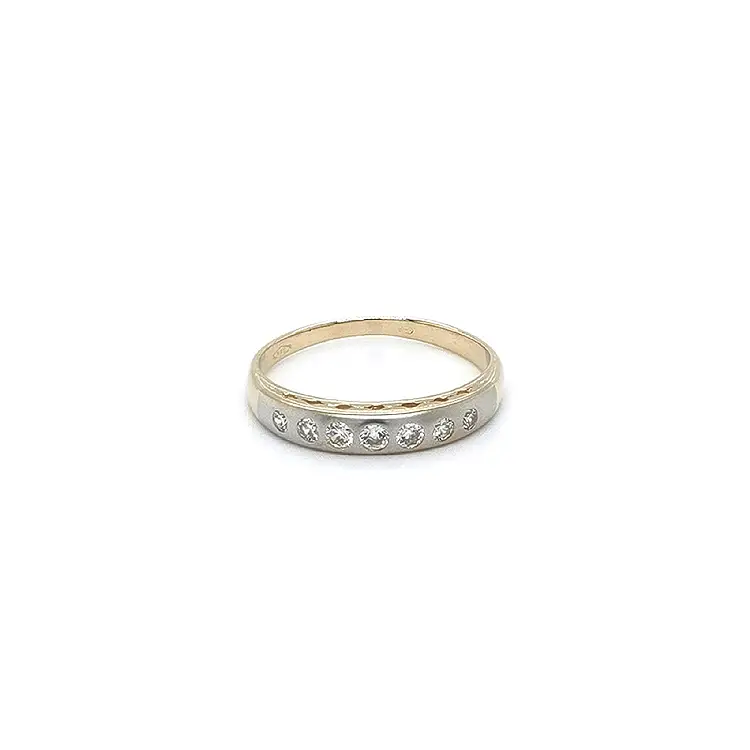 Ring with Zirconias in Gold Combination