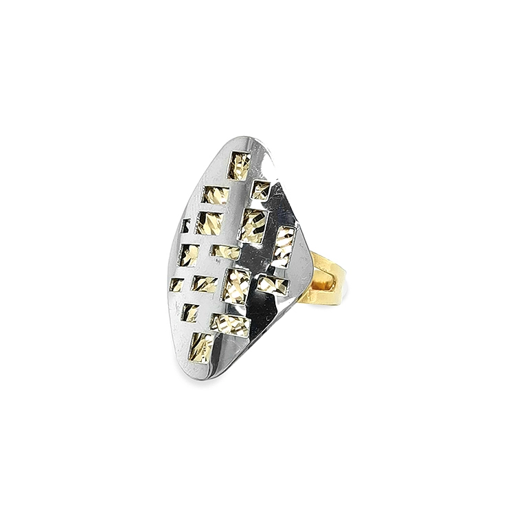 Gold ring made of combined gold