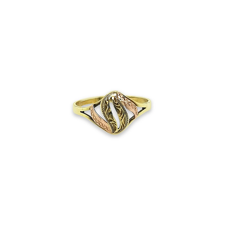 Ring made of mixed gold