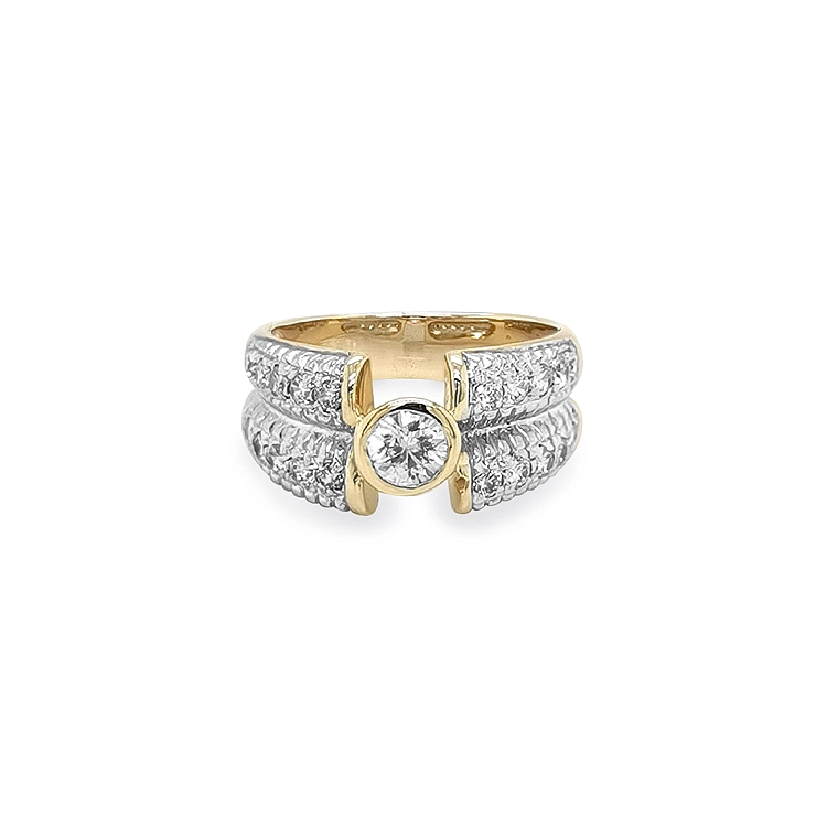 Gold Ring with Zircons