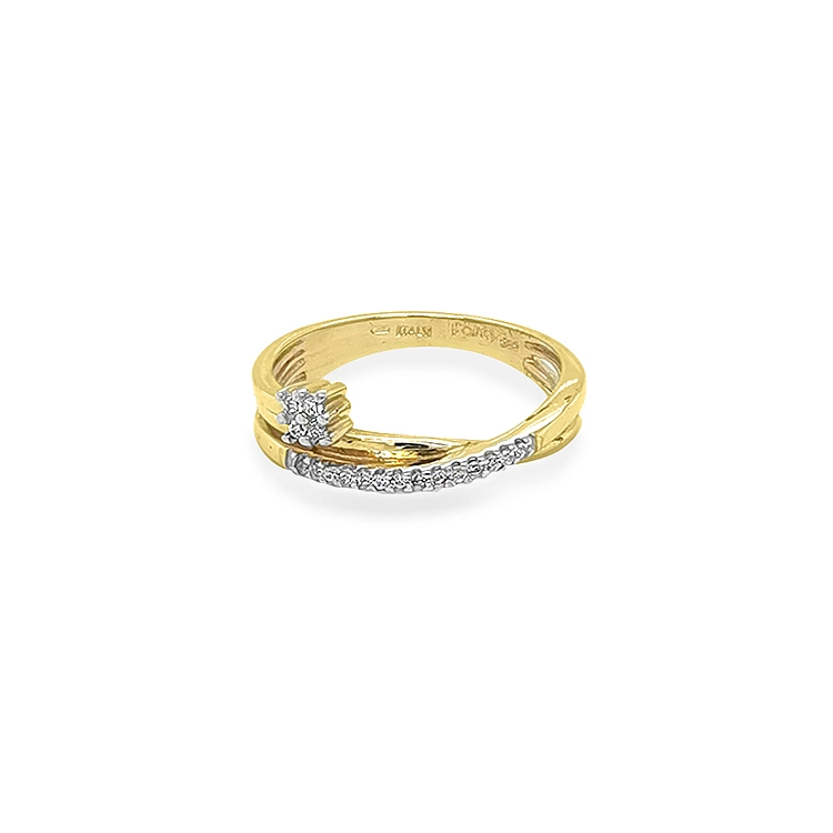 Gold Ring with Zircons