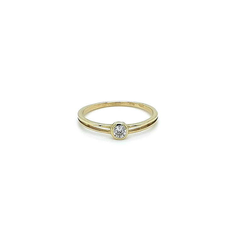 Gold Engagement Ring with Zircon