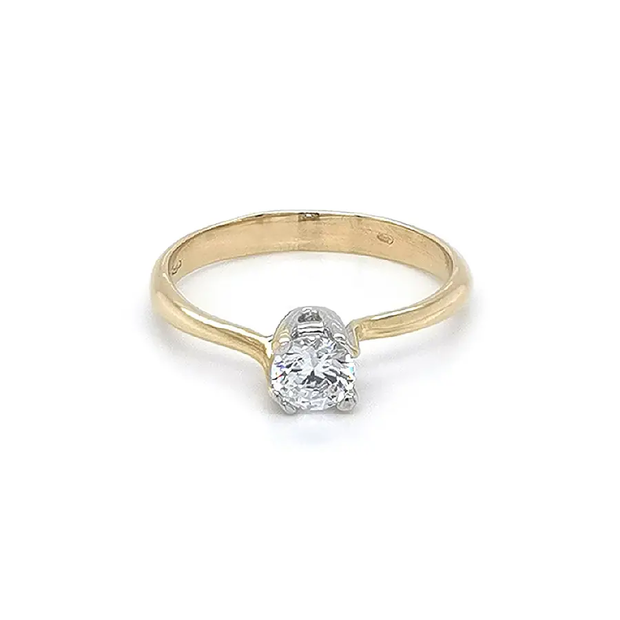 Engagement Ring with Zircon made of Combined Gold