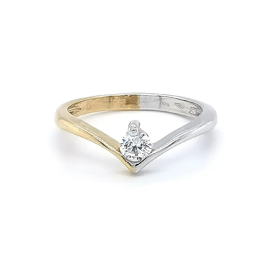 Engagement Ring with Zircon made of Combined Gold