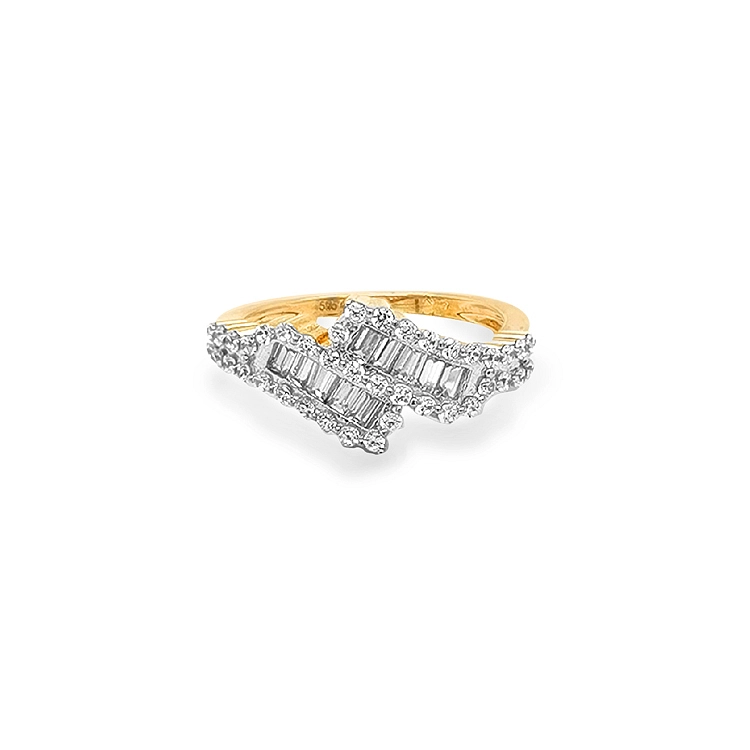 Gold Ring with Zircons