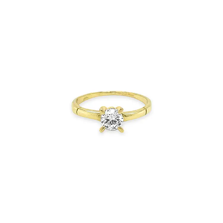 Engagement ring with cubic zirconia