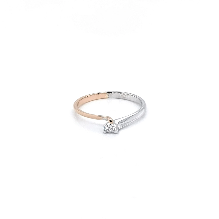 Engagement Ring with Zircon made of Combined Gold
