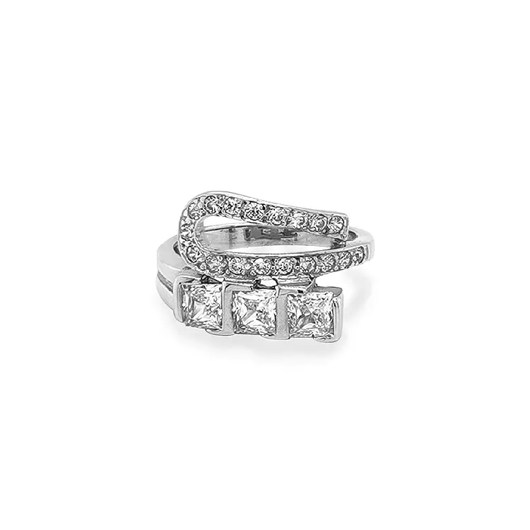 Gold Ring with Zircons