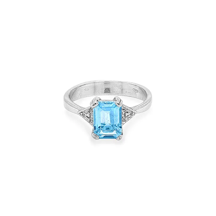 Gold Ring with Blue Stone