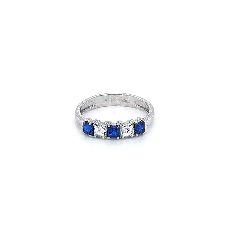 White Gold Sapphire Ring