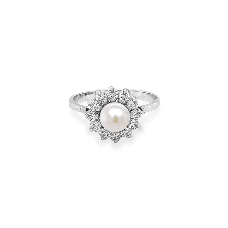 Gold Ring with Pearl and Zircones