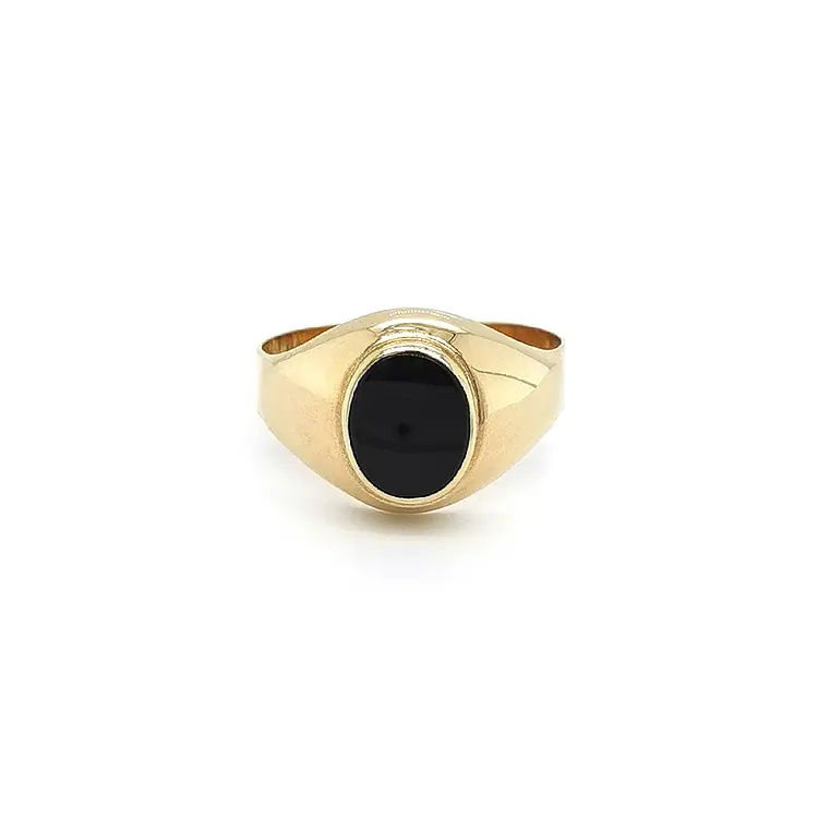 Gold Ring with Onyx