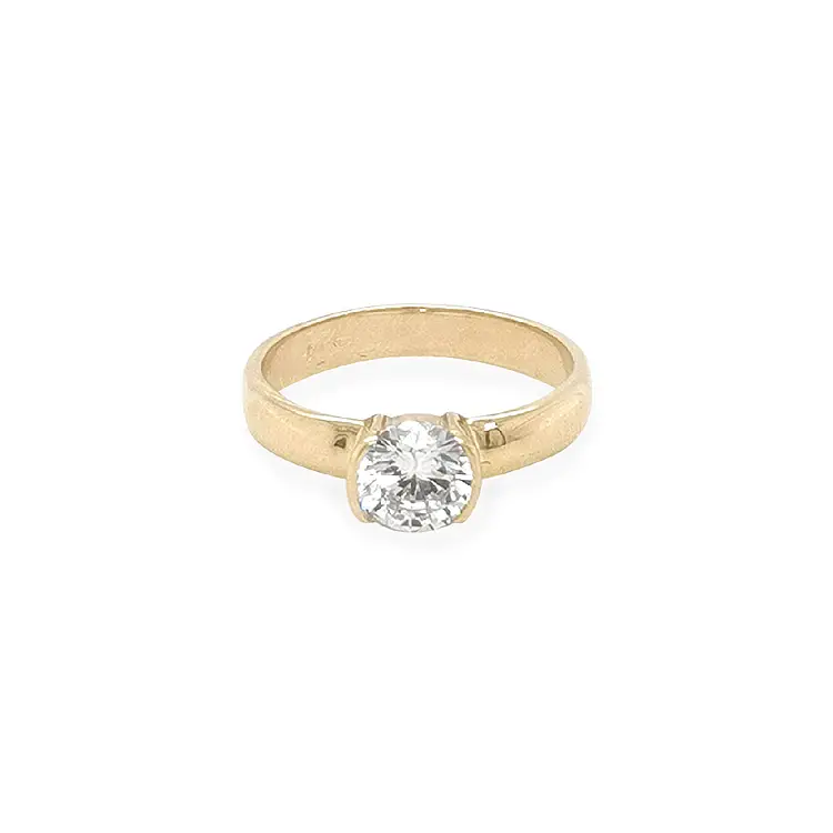 Gold Engagement Ring with Zircones