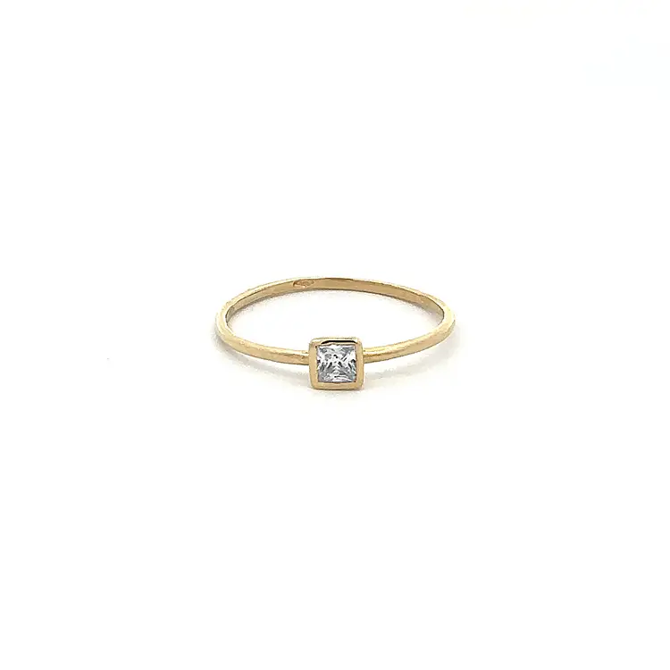 Gold Ring with Zircon