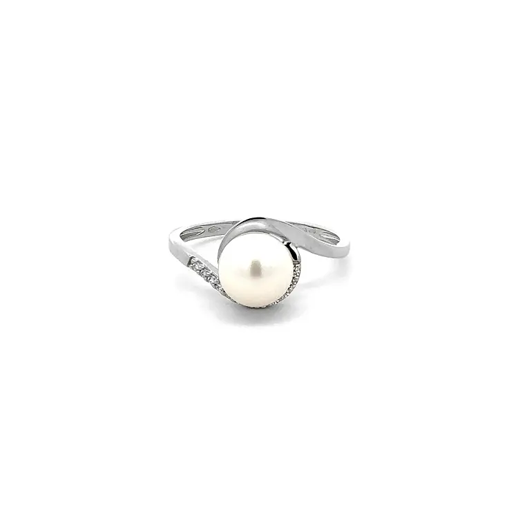 Ring with Pearl and Zircons