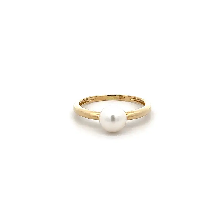 Gold Ring with Pearl
