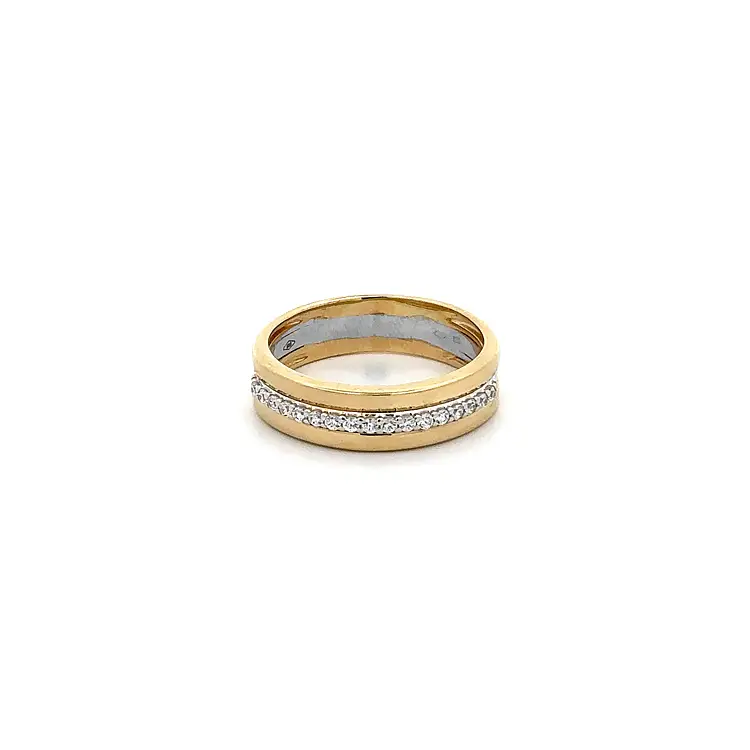 Ring with Zirconias in Gold Combination