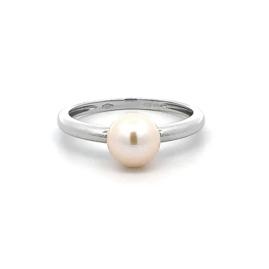 Ring with White Gold Pearl