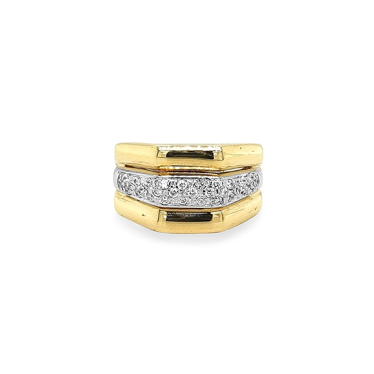 Gold Ring with Zircons