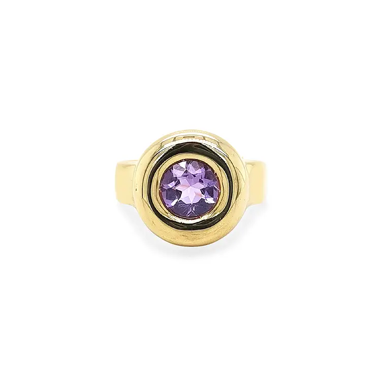 Exclusive Gold Ring with Amethyst