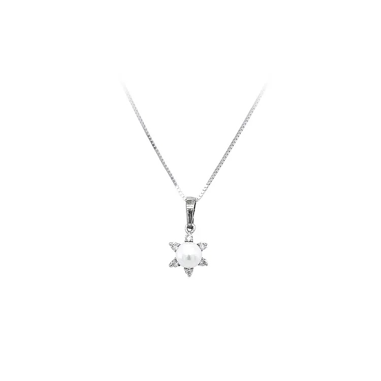 Pendant with Pearl and White Gold Zircons