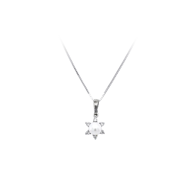 Pendant with Pearl and White Gold Zircons