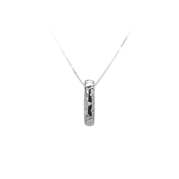 Pendant with White Gold Zircons