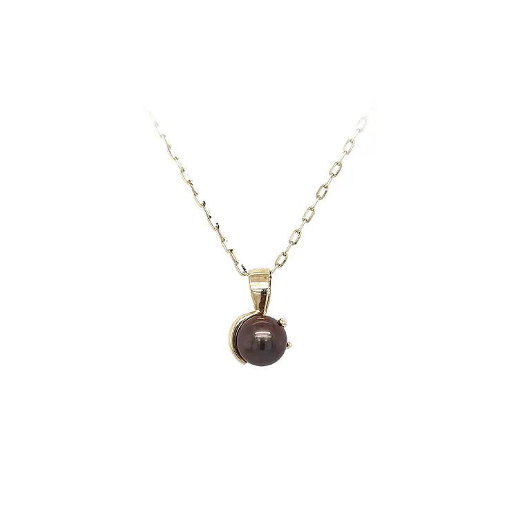 Gold Pendant with Pearl