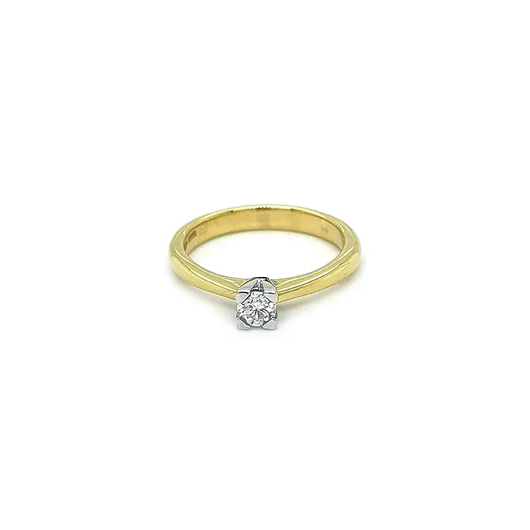 Gold Engagement Ring with Diamond