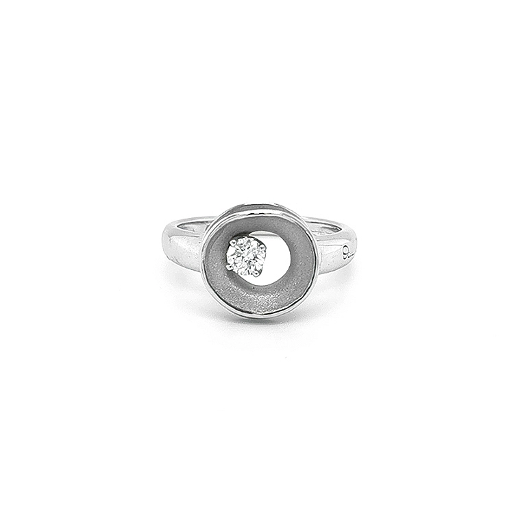 Gold Ring with Diamond
