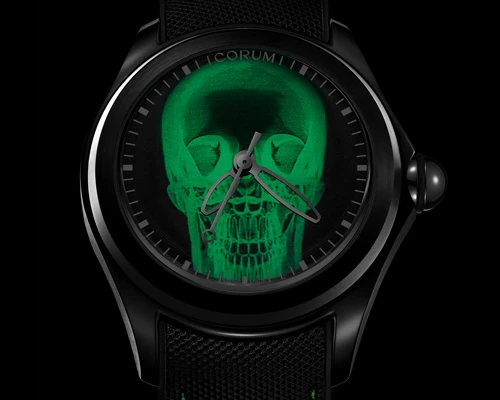 The extravagant skull of the Corum watch in a new