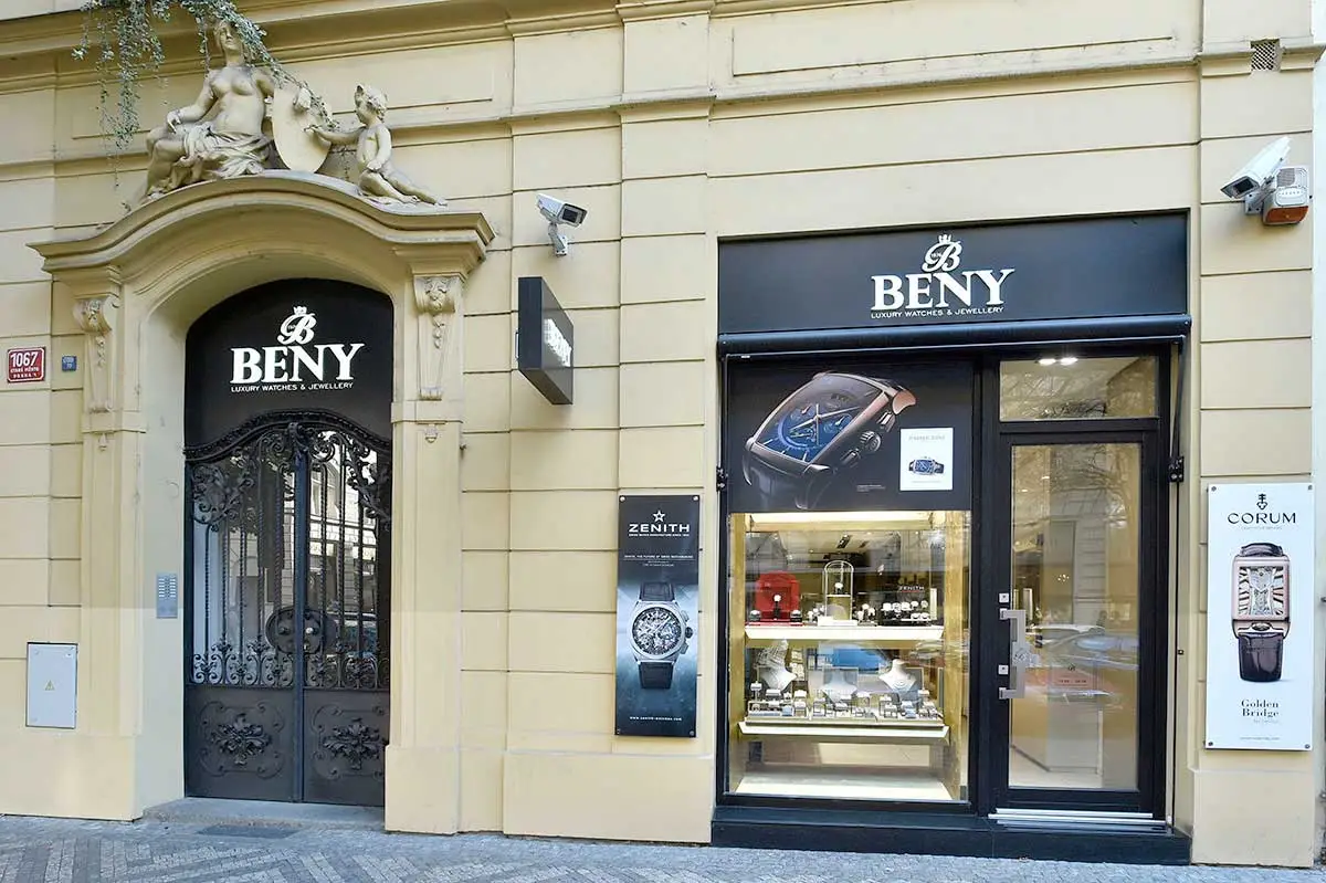 Entry among the elite: Opening of a boutique in Pařížská Street