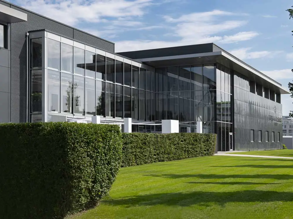 Frederique Constant Highlife Ladies Quartz FC-240LND2NH6B