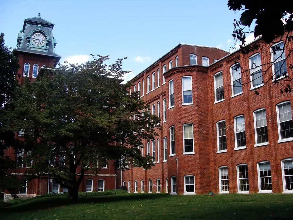 Hamilton Khaki Aviation Pilot Day Date Auto - Air - Glaciers Edition H64655941