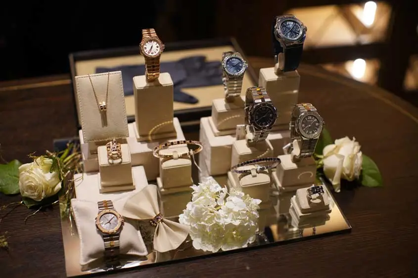 Christmas with a touch of elegance? Take a look at Chopard jewellery and watches